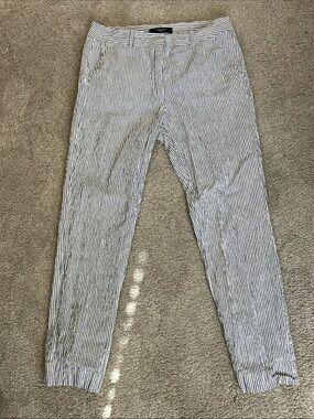 Gorgeous Weekend Max Mara Blue & White Striped Cropped Pants